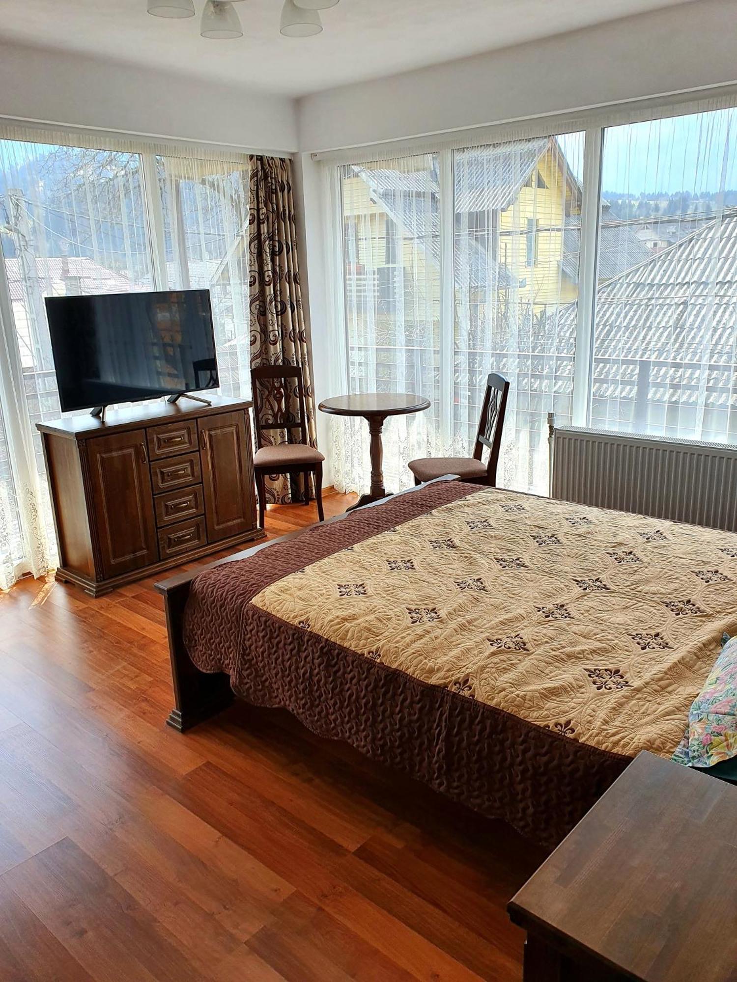Casa Ionut Hotell Borşa Eksteriør bilde